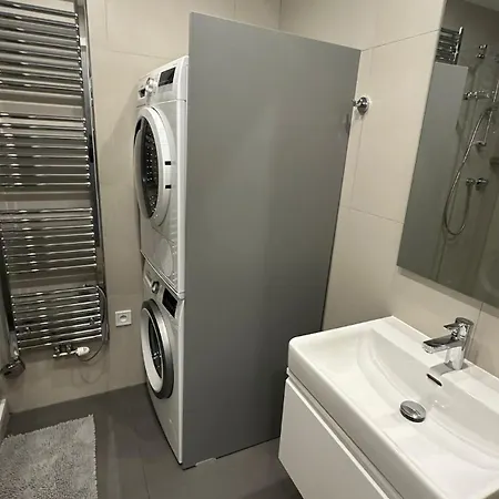 Ah Radnica V Free Parking 公寓